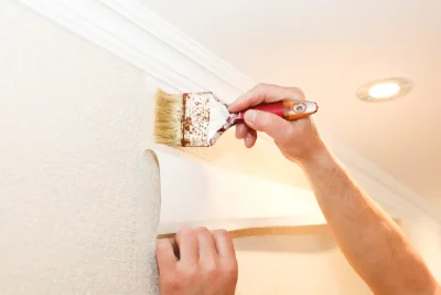 Pose de papier peint à Courgivaux — revêtements muraux et toiles de verre